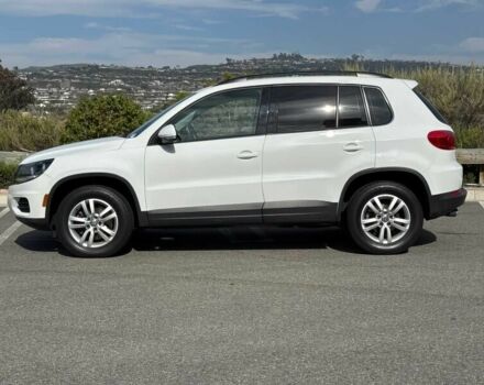 Білий Фольксваген Тігуан, об'ємом двигуна 2 л та пробігом 80 тис. км за 6000 $, фото 3 на Automoto.ua