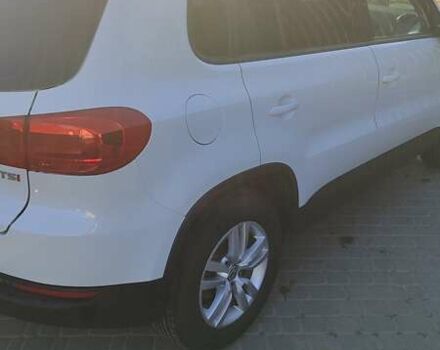 Белый Фольксваген Тигуан, объемом двигателя 1.98 л и пробегом 268 тыс. км за 13300 $, фото 9 на Automoto.ua