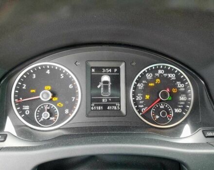 Білий Фольксваген Тігуан, об'ємом двигуна 0 л та пробігом 61 тис. км за 2000 $, фото 9 на Automoto.ua