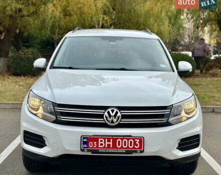 Белый Фольксваген Тигуан, объемом двигателя 2 л и пробегом 228 тыс. км за 12999 $, фото 3 на Automoto.ua