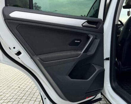 Білий Фольксваген Тігуан, об'ємом двигуна 1.98 л та пробігом 125 тис. км за 21300 $, фото 11 на Automoto.ua