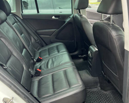 Білий Фольксваген Тігуан, об'ємом двигуна 1.98 л та пробігом 119 тис. км за 15999 $, фото 18 на Automoto.ua