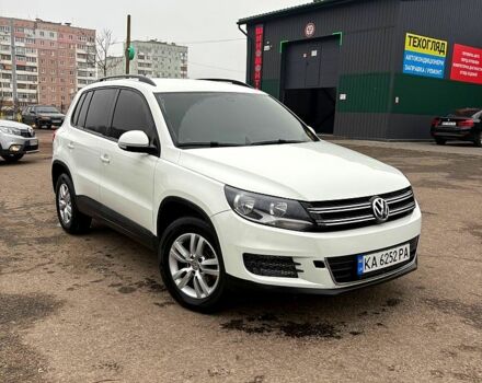Белый Фольксваген Тигуан, объемом двигателя 2 л и пробегом 130 тыс. км за 12700 $, фото 3 на Automoto.ua