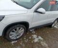 Білий Фольксваген Тігуан, об'ємом двигуна 2 л та пробігом 170 тис. км за 14100 $, фото 2 на Automoto.ua