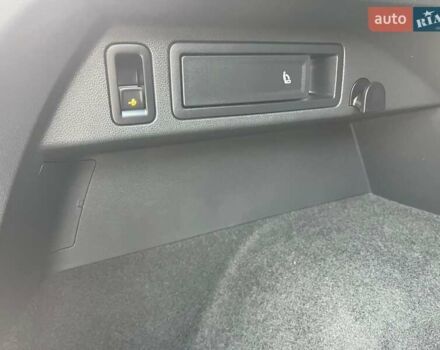 Белый Фольксваген Тигуан, объемом двигателя 2 л и пробегом 248 тыс. км за 22200 $, фото 26 на Automoto.ua