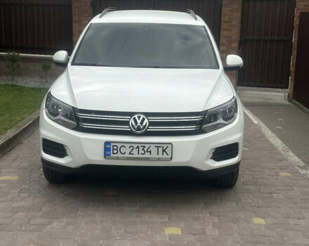 Білий Фольксваген Тігуан, об'ємом двигуна 1.98 л та пробігом 156 тис. км за 14000 $, фото 6 на Automoto.ua