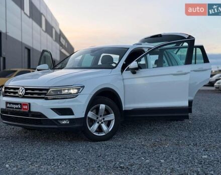 Білий Фольксваген Тігуан, об'ємом двигуна 2 л та пробігом 161 тис. км за 24880 $, фото 25 на Automoto.ua