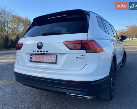 Белый Фольксваген Тигуан, объемом двигателя 2 л и пробегом 166 тыс. км за 14700 $, фото 21 на Automoto.ua