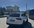 Білий Фольксваген Тігуан, об'ємом двигуна 2 л та пробігом 151 тис. км за 23000 $, фото 3 на Automoto.ua
