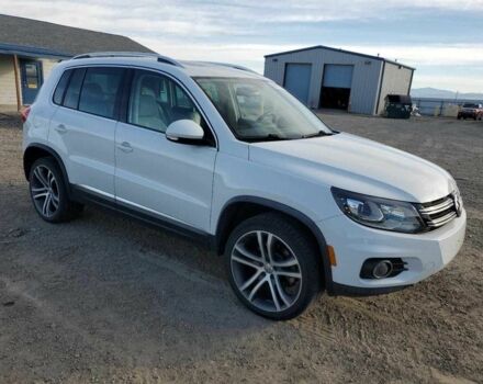 Белый Фольксваген Тигуан, объемом двигателя 2 л и пробегом 140 тыс. км за 1700 $, фото 3 на Automoto.ua