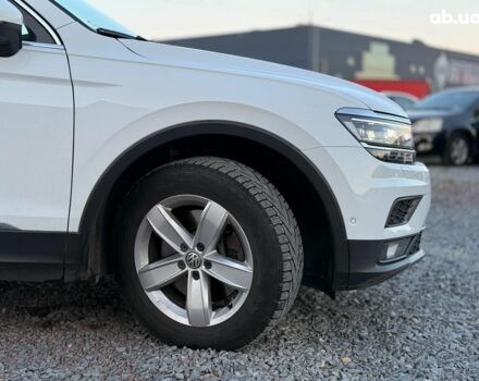 Белый Фольксваген Тигуан, объемом двигателя 2 л и пробегом 161 тыс. км за 24890 $, фото 11 на Automoto.ua