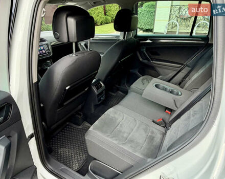 Белый Фольксваген Тигуан, объемом двигателя 1.98 л и пробегом 139 тыс. км за 25900 $, фото 10 на Automoto.ua