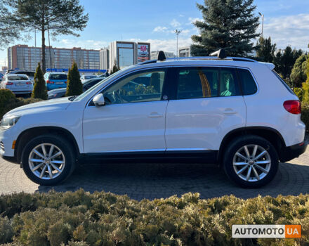 Білий Фольксваген Тігуан, об'ємом двигуна 2 л та пробігом 150 тис. км за 15999 $, фото 3 на Automoto.ua