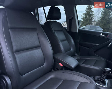 Белый Фольксваген Тигуан, объемом двигателя 2 л и пробегом 176 тыс. км за 12650 $, фото 42 на Automoto.ua