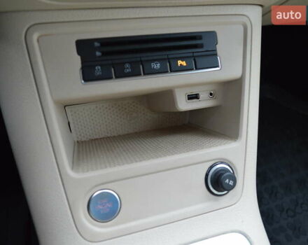 Белый Фольксваген Тигуан, объемом двигателя 1.98 л и пробегом 82 тыс. км за 15600 $, фото 24 на Automoto.ua