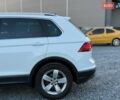 Білий Фольксваген Тігуан, об'ємом двигуна 2 л та пробігом 161 тис. км за 24880 $, фото 6 на Automoto.ua