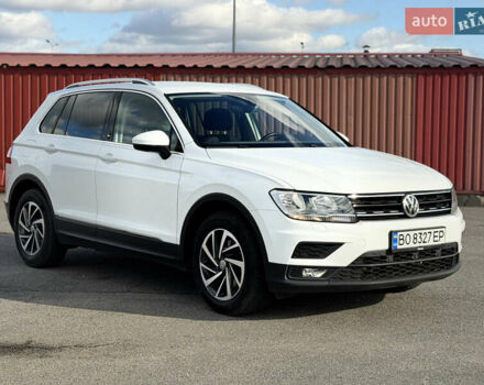 Белый Фольксваген Тигуан, объемом двигателя 2 л и пробегом 207 тыс. км за 20900 $, фото 5 на Automoto.ua