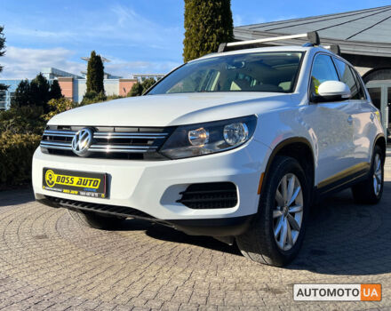 Білий Фольксваген Тігуан, об'ємом двигуна 2 л та пробігом 150 тис. км за 15999 $, фото 2 на Automoto.ua