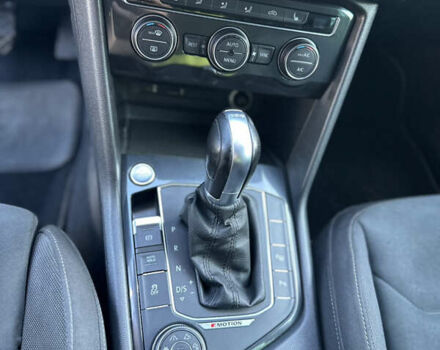 Білий Фольксваген Тігуан, об'ємом двигуна 1.97 л та пробігом 297 тис. км за 27000 $, фото 22 на Automoto.ua