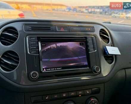 Білий Фольксваген Тігуан, об'ємом двигуна 1.98 л та пробігом 145 тис. км за 13500 $, фото 16 на Automoto.ua