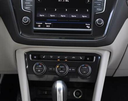 Белый Фольксваген Тигуан, объемом двигателя 1.98 л и пробегом 54 тыс. км за 27700 $, фото 36 на Automoto.ua