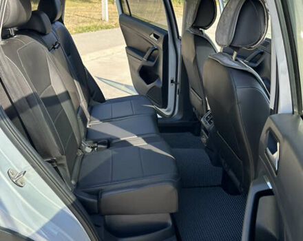 Белый Фольксваген Тигуан, объемом двигателя 2 л и пробегом 67 тыс. км за 26500 $, фото 11 на Automoto.ua