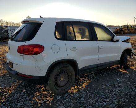 Білий Фольксваген Тігуан, об'ємом двигуна 2 л та пробігом 186 тис. км за 6700 $, фото 5 на Automoto.ua