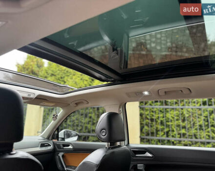 Белый Фольксваген Тигуан, объемом двигателя 2 л и пробегом 120 тыс. км за 22200 $, фото 16 на Automoto.ua