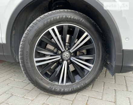 Білий Фольксваген Тігуан, об'ємом двигуна 1.97 л та пробігом 207 тис. км за 26500 $, фото 31 на Automoto.ua