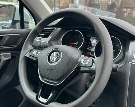 Белый Фольксваген Тигуан, объемом двигателя 2 л и пробегом 99 тыс. км за 18450 $, фото 8 на Automoto.ua