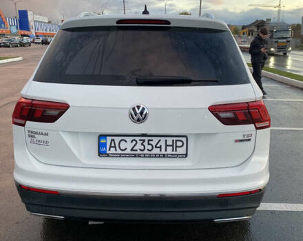 Білий Фольксваген Тігуан, об'ємом двигуна 1.98 л та пробігом 128 тис. км за 24000 $, фото 4 на Automoto.ua