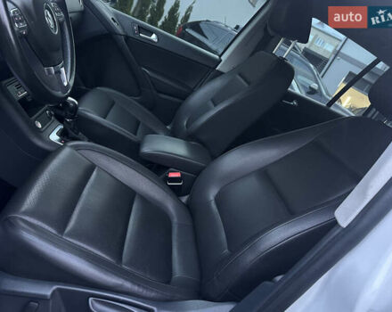 Белый Фольксваген Тигуан, объемом двигателя 2 л и пробегом 176 тыс. км за 12650 $, фото 31 на Automoto.ua