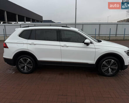 Білий Фольксваген Тігуан, об'ємом двигуна 1.98 л та пробігом 163 тис. км за 17500 $, фото 53 на Automoto.ua
