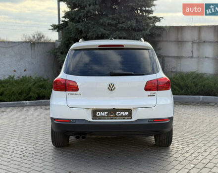 Белый Фольксваген Тигуан, объемом двигателя 1.98 л и пробегом 108 тыс. км за 14500 $, фото 3 на Automoto.ua