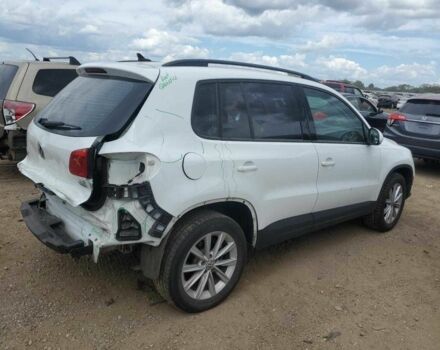 Білий Фольксваген Тігуан, об'ємом двигуна 2 л та пробігом 56 тис. км за 1200 $, фото 2 на Automoto.ua