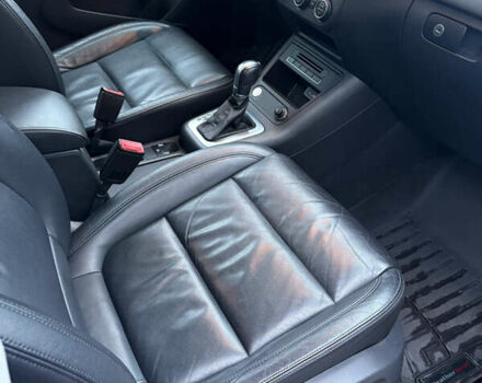 Білий Фольксваген Тігуан, об'ємом двигуна 1.98 л та пробігом 156 тис. км за 16300 $, фото 11 на Automoto.ua