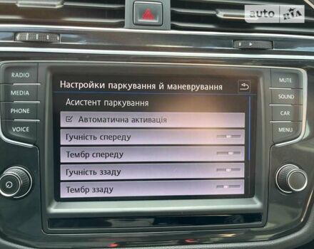 Білий Фольксваген Тігуан, об'ємом двигуна 2 л та пробігом 211 тис. км за 25800 $, фото 120 на Automoto.ua