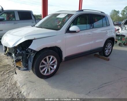 Белый Фольксваген Тигуан, объемом двигателя 2 л и пробегом 164 тыс. км за 7900 $, фото 2 на Automoto.ua