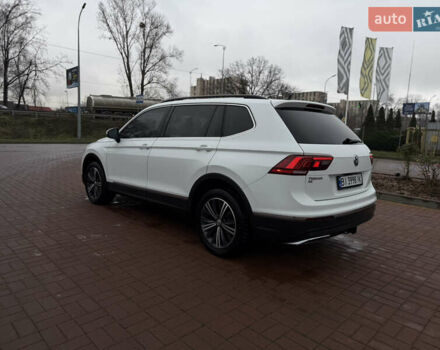 Білий Фольксваген Тігуан, об'ємом двигуна 1.98 л та пробігом 163 тис. км за 17500 $, фото 25 на Automoto.ua