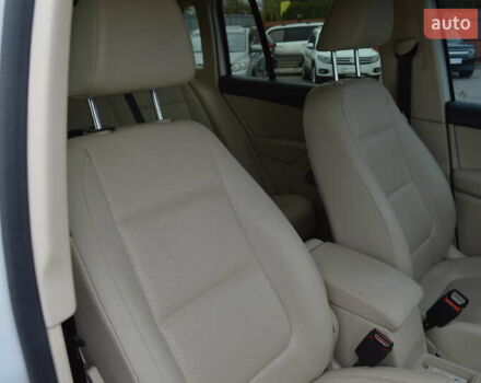 Белый Фольксваген Тигуан, объемом двигателя 1.98 л и пробегом 82 тыс. км за 15600 $, фото 18 на Automoto.ua