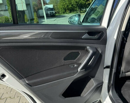 Белый Фольксваген Тигуан, объемом двигателя 1.97 л и пробегом 179 тыс. км за 25500 $, фото 14 на Automoto.ua