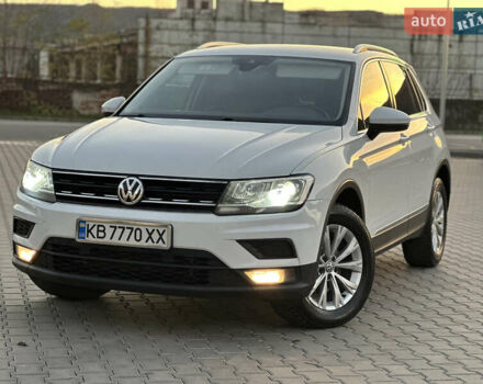 Белый Фольксваген Тигуан, объемом двигателя 1.97 л и пробегом 258 тыс. км за 23300 $, фото 1 на Automoto.ua