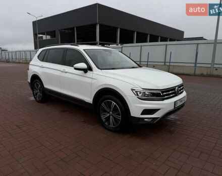 Білий Фольксваген Тігуан, об'ємом двигуна 1.98 л та пробігом 163 тис. км за 17500 $, фото 59 на Automoto.ua