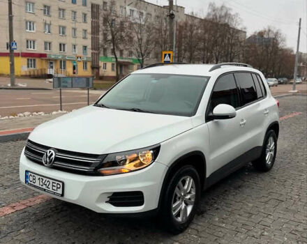 Белый Фольксваген Тигуан, объемом двигателя 1.98 л и пробегом 161 тыс. км за 13900 $, фото 1 на Automoto.ua