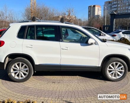 Білий Фольксваген Тігуан, об'ємом двигуна 2 л та пробігом 150 тис. км за 15999 $, фото 7 на Automoto.ua
