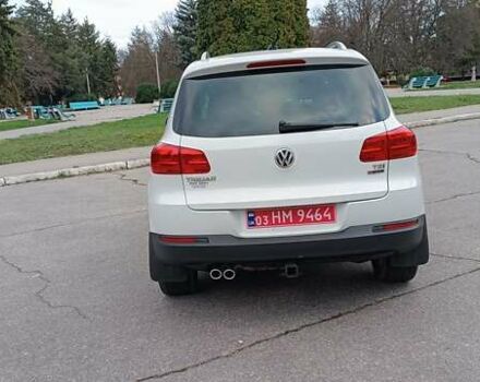 Белый Фольксваген Тигуан, объемом двигателя 2 л и пробегом 228 тыс. км за 13850 $, фото 15 на Automoto.ua