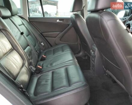 Белый Фольксваген Тигуан, объемом двигателя 1.98 л и пробегом 108 тыс. км за 2500 $, фото 10 на Automoto.ua