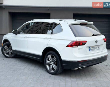Білий Фольксваген Тігуан, об'ємом двигуна 1.98 л та пробігом 74 тис. км за 22222 $, фото 2 на Automoto.ua