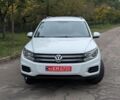 Белый Фольксваген Тигуан, объемом двигателя 2 л и пробегом 138 тыс. км за 12700 $, фото 1 на Automoto.ua