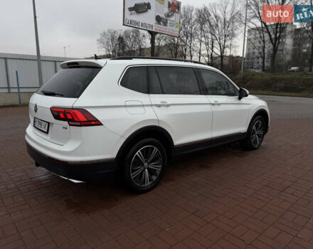 Білий Фольксваген Тігуан, об'ємом двигуна 1.98 л та пробігом 163 тис. км за 17500 $, фото 45 на Automoto.ua